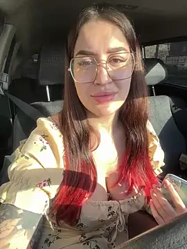 Snapshot of VikiDemi chatting on February 23, 11:55 am VikiDemi online show from February 23, 11:55 am