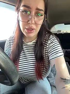 Snapshot of VikiDemi chatting on March 7, 12:01 pm VikiDemi online show from March 7, 12:01 pm