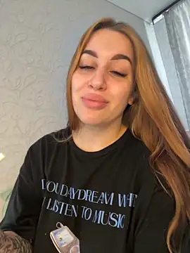 Snapshot of VikiDemi chatting on September 27, 6:07 am VikiDemi online show from September 27, 6:07 am