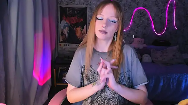 Snapshot of Inma_Lewdness chatting on February 22, 11:24 am Inma Lewdness online show from February 22, 11:24 am