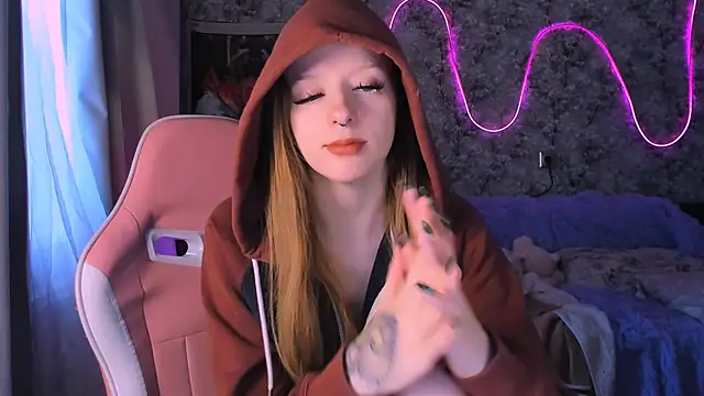 Snapshot of Inma_Lewdness chatting on March 20, 1:04 pm Inma Lewdness online show from March 20, 1:04 pm