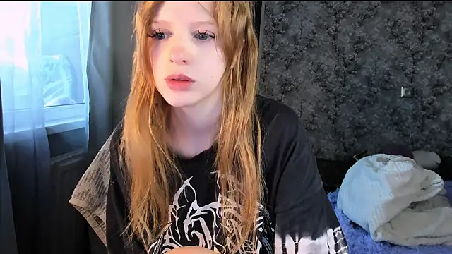 Snapshot of Inma_Lewdness chatting on October 10, 1:32 pm Inma Lewdness online show from October 10, 1:32 pm