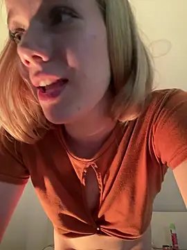 NicoleCut online show from March 17, 1:35 am