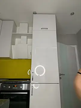 VelvetVixenI online show from February 15, 7:38 am