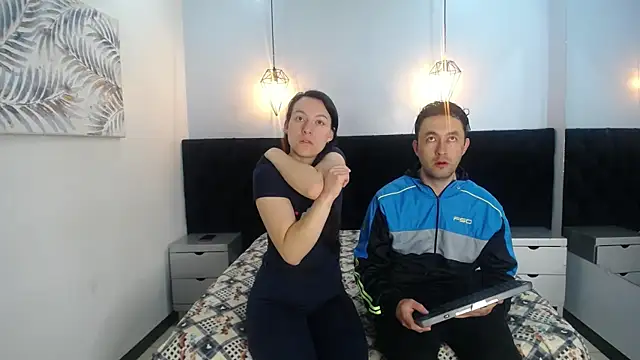 Snapshot of JeremmyAndStacy chatting on January 20, 12:07 pm JeremmyAndStacy online show from January 20, 12:07 pm