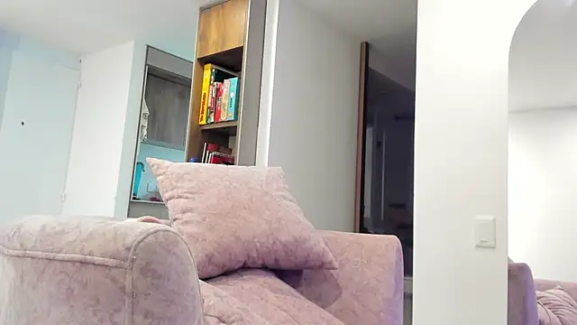 Snapshot of savage_sweethearts chatting on February 27, 5:34 am savage sweethearts online show from February 27, 5:34 am