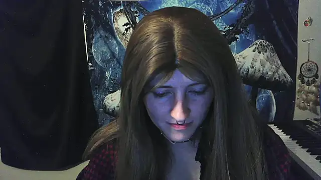  hellostormy  online show from February 10, 11:25 am