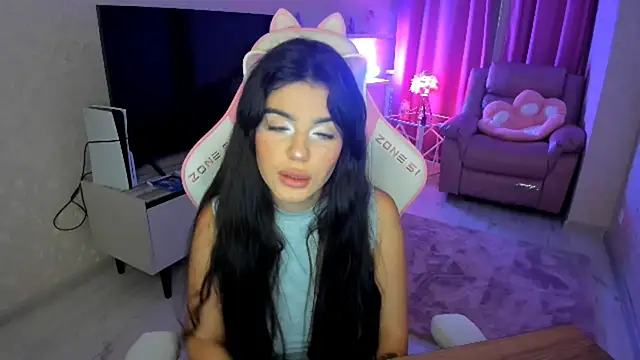 Snapshot of AlluringAriel chatting on September 30, 5:40 pm AlluringAriel online show from September 30, 5:40 pm