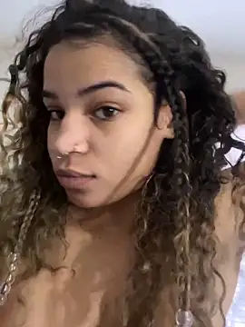 Snapshot of 1prettygem chatting on December 21, 6:02 pm 1prettygem online show from December 21, 6:02 pm