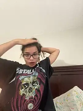 Snapshot of 1prettygem chatting on December 28, 7:11 pm 1prettygem online show from December 28, 7:11 pm