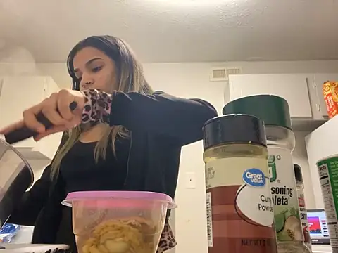 Snapshot of 1prettygem chatting on January 28, 10:01 pm 1prettygem online show from January 28, 10:01 pm