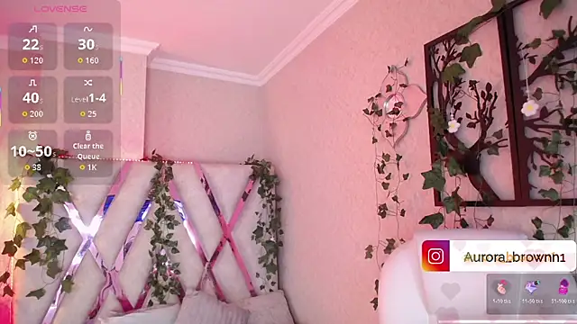 Snapshot of Aurora_Brownn chatting on November 9, 4:38 pm Aurora Brownn online show from November 9, 4:38 pm