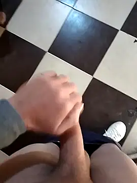 Snapshot of ahme_bebo chatting on February 13, 3:24 pm ahme bebo online show from February 13, 3:24 pm