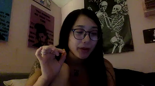 tokyobaby online show from December 17, 6:35 am