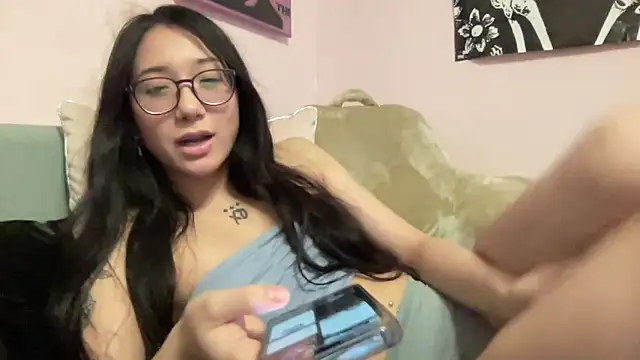 tokyobaby online show from December 18, 6:10 am