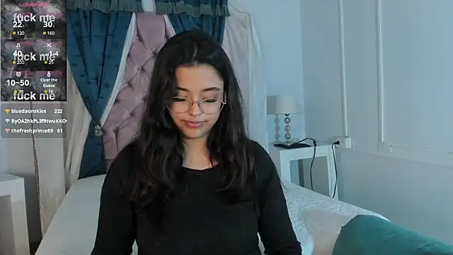 Ariana Pierce online show from December 28, 6:39 am