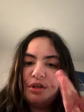 littlemissbabycakes online show from January 17, 11:15 am