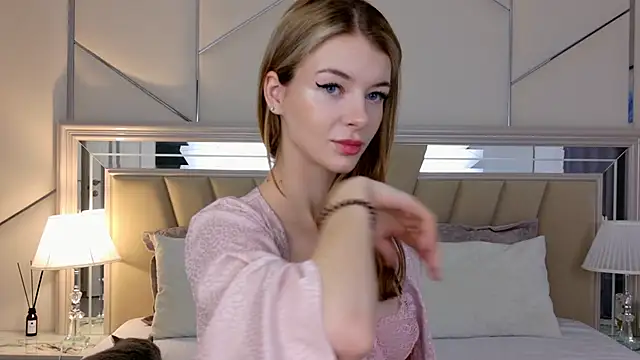 MeganMour online show from January 28, 4:08 pm