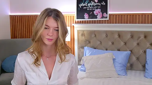 MeganMour online show from February 25, 11:11 pm