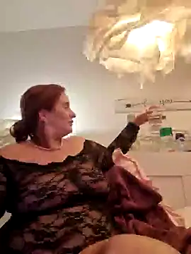 Snapshot of Engel_mia chatting on February 2, 1:12 am Engel mia online show from February 2, 1:12 am