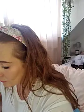 Snapshot of Engel_mia chatting on February 19, 1:50 pm Engel mia online show from February 19, 1:50 pm