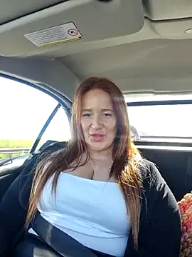 Snapshot of Engel_mia chatting on March 3, 12:48 pm Engel mia online show from March 3, 12:48 pm