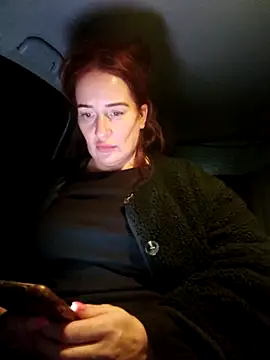 Snapshot of Engel_mia chatting on March 12, 6:44 pm Engel mia online show from March 12, 6:44 pm