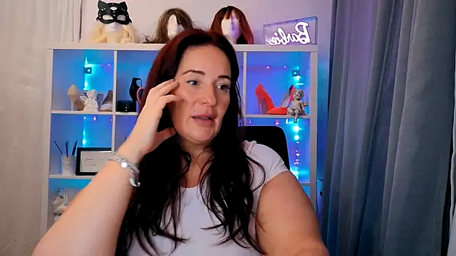 Snapshot of Engel_mia chatting on October 13, 11:16 pm Engel mia online show from October 13, 11:16 pm