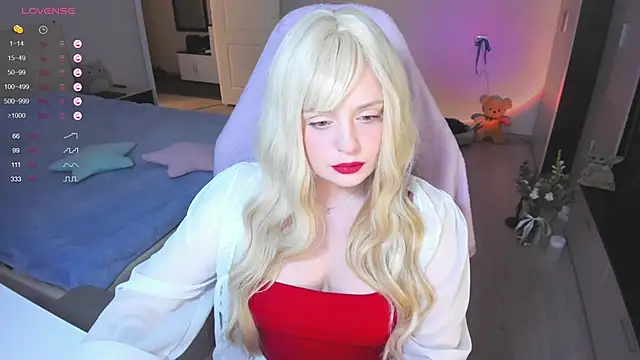 Snapshot of Amy_honey_angel chatting on January 22, 11:56 am Amy honey angel online show from January 22, 11:56 am