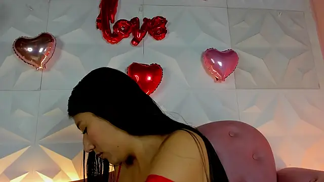 Snapshot of CarlaAlvez chatting on February 13, 7:42 pm CarlaAlvez online show from February 13, 7:42 pm