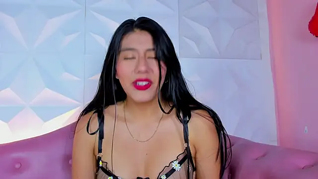 Snapshot of CarlaAlvez chatting on March 14, 8:28 pm CarlaAlvez online show from March 14, 8:28 pm