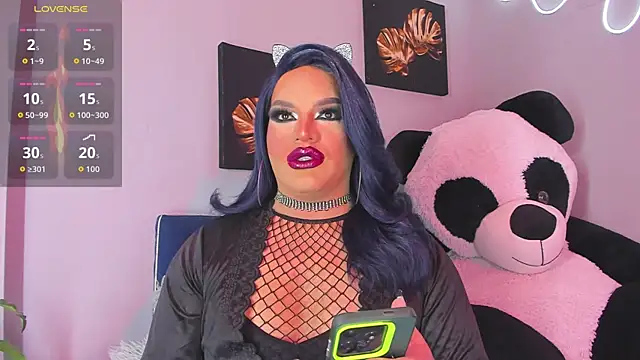 Snapshot of Missisabella_ chatting on October 11, 1:05 am Missisabella online show from October 11, 1:05 am