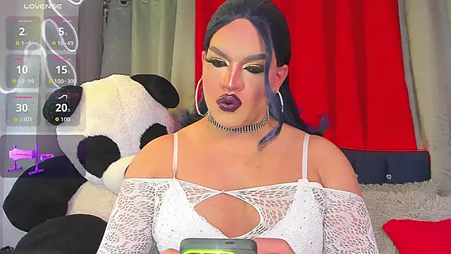 Snapshot of Missisabella_ chatting on November 10, 12:53 am Missisabella online show from November 10, 12:53 am