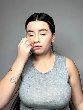 SaraBraun  online show from January 12, 5:29 pm