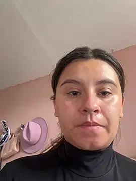 SaraBraun  online show from March 27, 4:51 pm