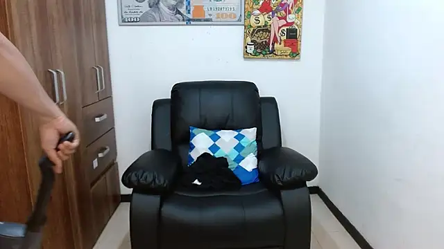 Snapshot of boss_of_cash chatting on November 28, 6:54 pm boss of cash online show from November 28, 6:54 pm