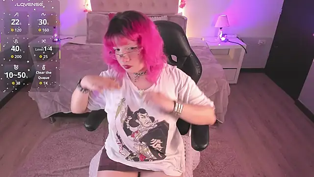 Snapshot of lady_noize chatting on September 30, 8:36 pm lady noize online show from September 30, 8:36 pm