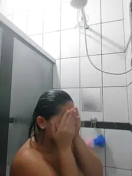 Snapshot of baixinhaloira chatting on December 16, 12:59 am baixinhaloira online show from December 16, 12:59 am