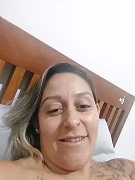 Snapshot of baixinhaloira chatting on December 31, 3:23 am baixinhaloira online show from December 31, 3:23 am