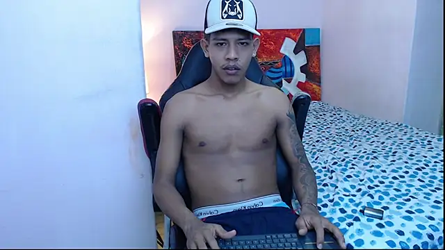 Snapshot of mr_stiven_ chatting on January 18, 7:38 am mr stiven  online show from January 18, 7:38 am