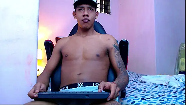 Snapshot of mr_stiven_ chatting on January 24, 6:03 am mr stiven  online show from January 24, 6:03 am