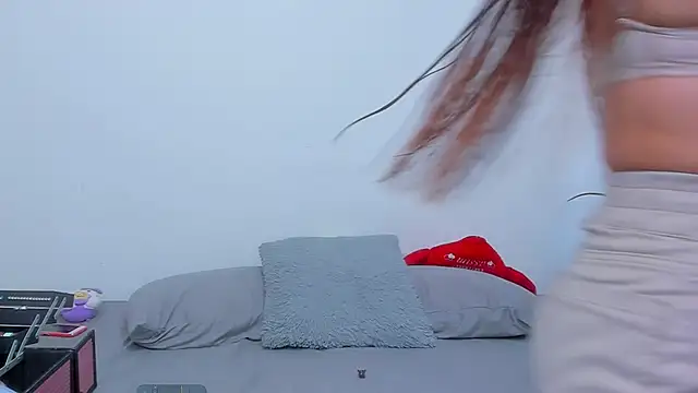 Snapshot of Liah_ferrer chatting on December 24, 9:33 pm Liah ferrer online show from December 24, 9:33 pm