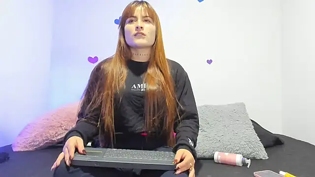 Snapshot of Liah_ferrer chatting on October 20, 5:08 am Liah ferrer online show from October 20, 5:08 am