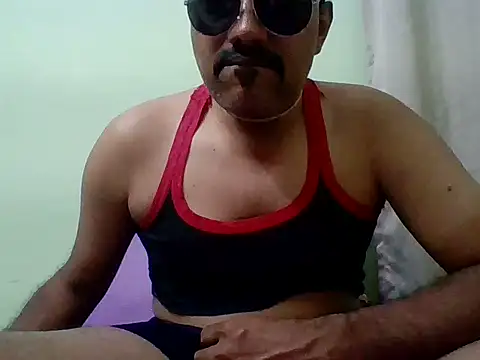 Snapshot of farhaanmacho chatting on November 25, 3:34 pm farhaanmacho online show from November 25, 3:34 pm