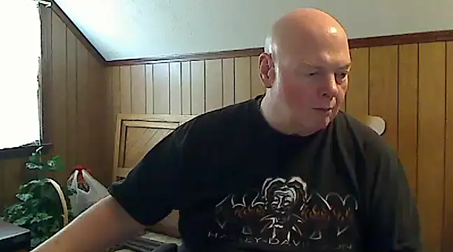 Snapshot of harley99574 chatting on February 7, 4:46 pm harley99574 online show from February 7, 4:46 pm