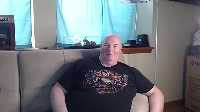 Snapshot of harley99574 chatting on October 16, 7:37 pm harley99574 online show from October 16, 7:37 pm