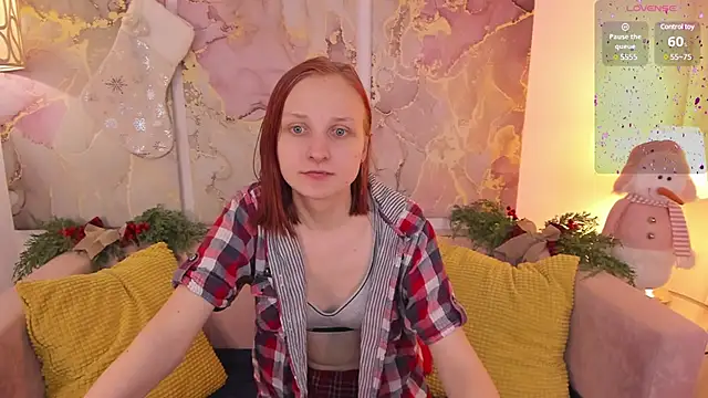 Snapshot of SallyFishery chatting on December 26, 1:51 am SallyFishery online show from December 26, 1:51 am