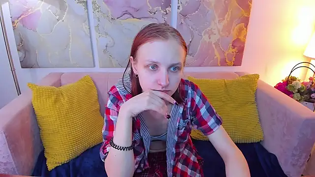 Snapshot of SallyFishery chatting on January 22, 1:53 am SallyFishery online show from January 22, 1:53 am