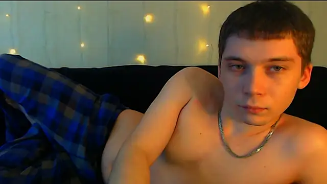 Snapshot of __sugarrebit chatting on December 21, 7:24 am   sugarrebit online show from December 21, 7:24 am