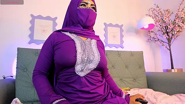 jazmin anbar online show from March 12, 6:33 pm